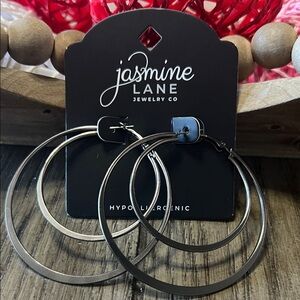 Jasmine Lane Silver Double Hoop Earrings